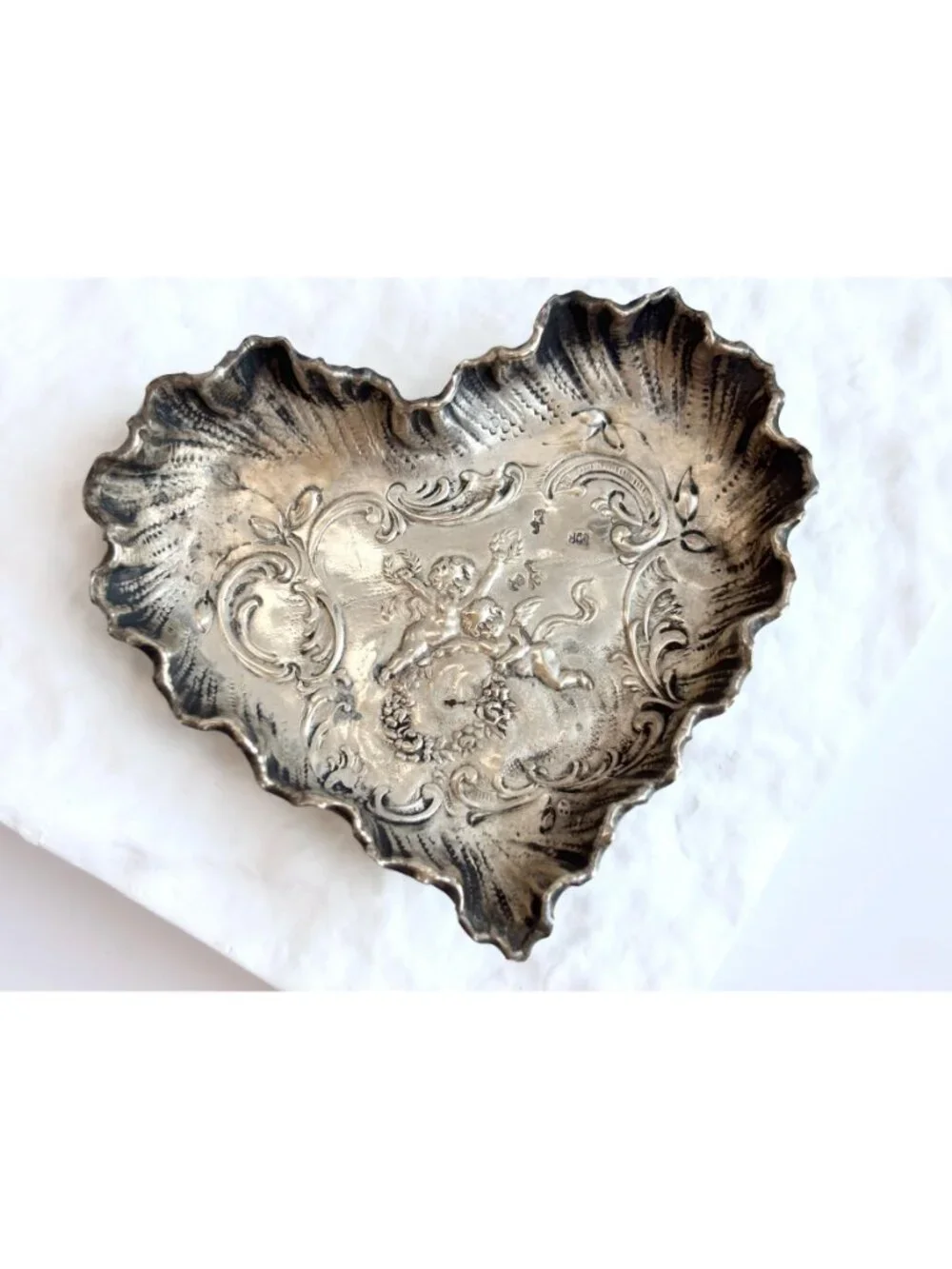 RARE Repousse Cherub Floral Vintage Sterling Silver Heart Shaped Scalloped Dish